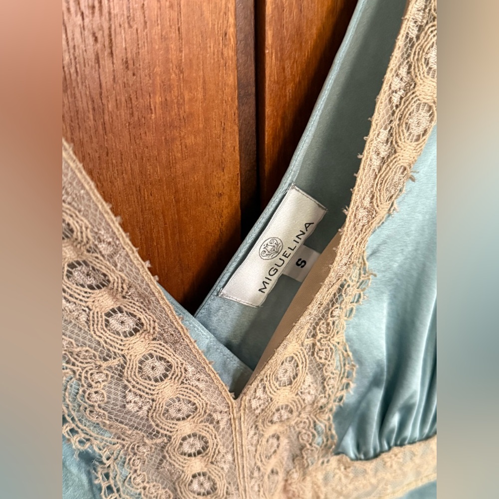 Miguelina “Stephanie” style silk and lace cap sleeve top - Picture 9 of 13